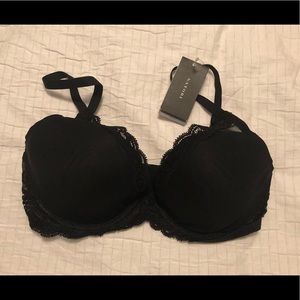 Natori bra. Black new with tags. 34D.